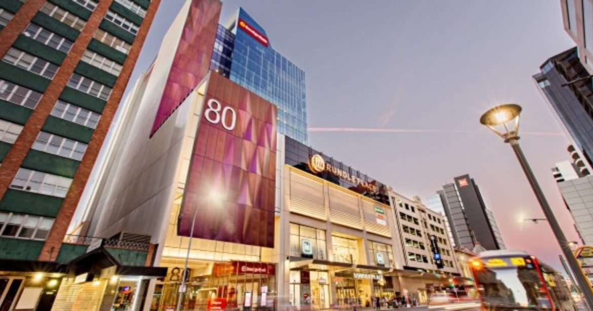 Rundle Place sẽ được bán cho tập đoàn đầu tư Sydney Fortius Funds Management với giá $ 215 triệu