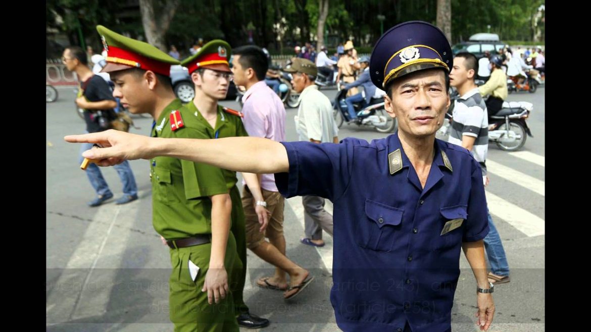 Tự Do mọi thứ ngoại trừ chính trị